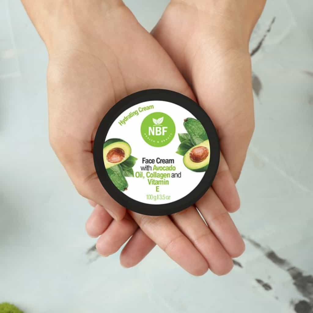 crema facial hidratante con aguacate