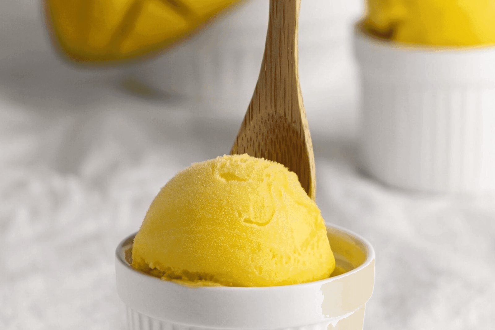 Helado de Mango con Jarabe